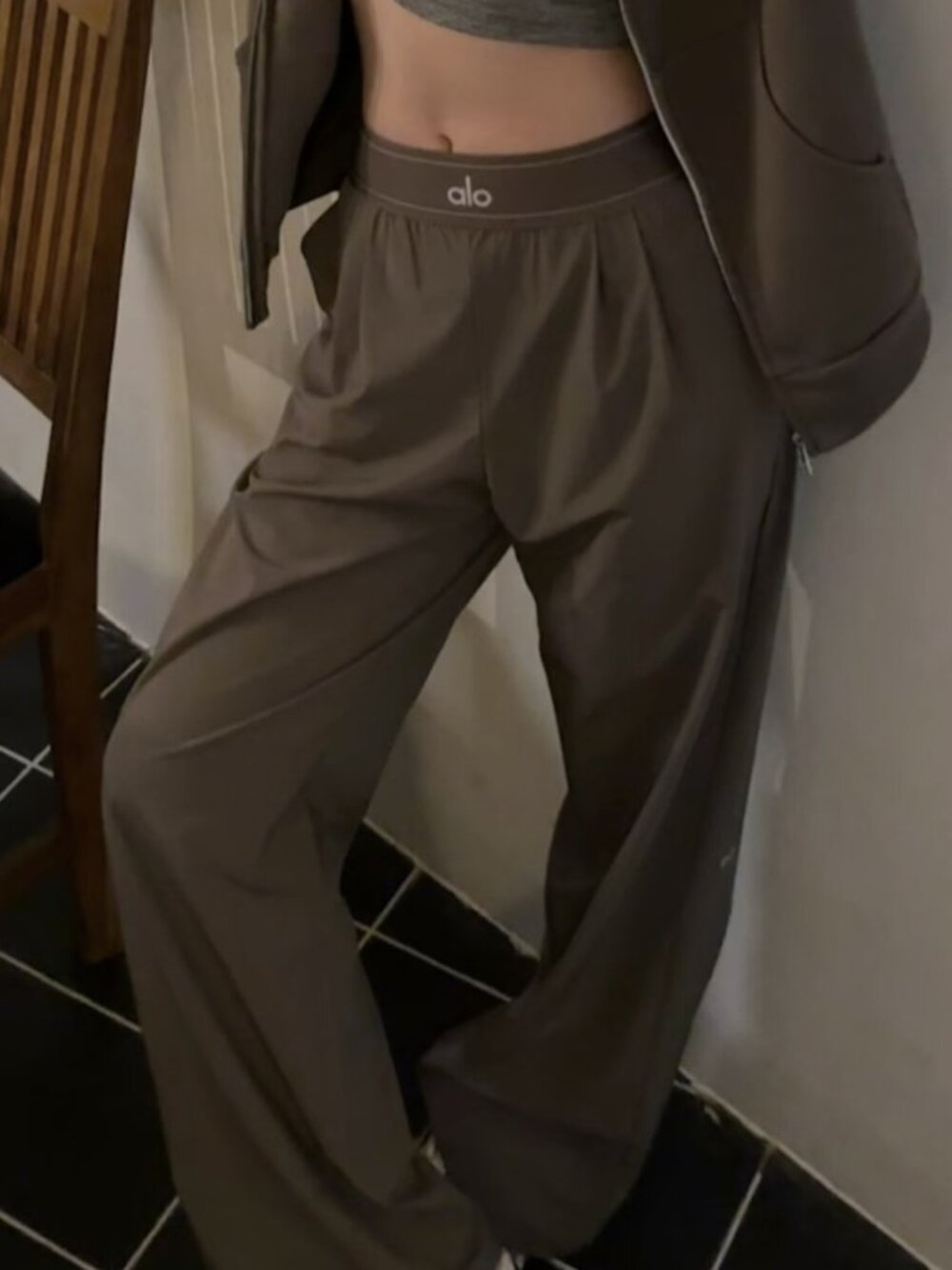 Alo Yoga NWT Espresso Suit Up Trouser🥰Casual or Dressy🍥Stylish Classy(Regular)